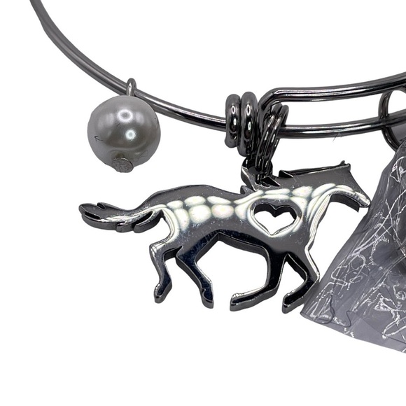 Charm bracelet with 5 charms New - Picture 4 of 4